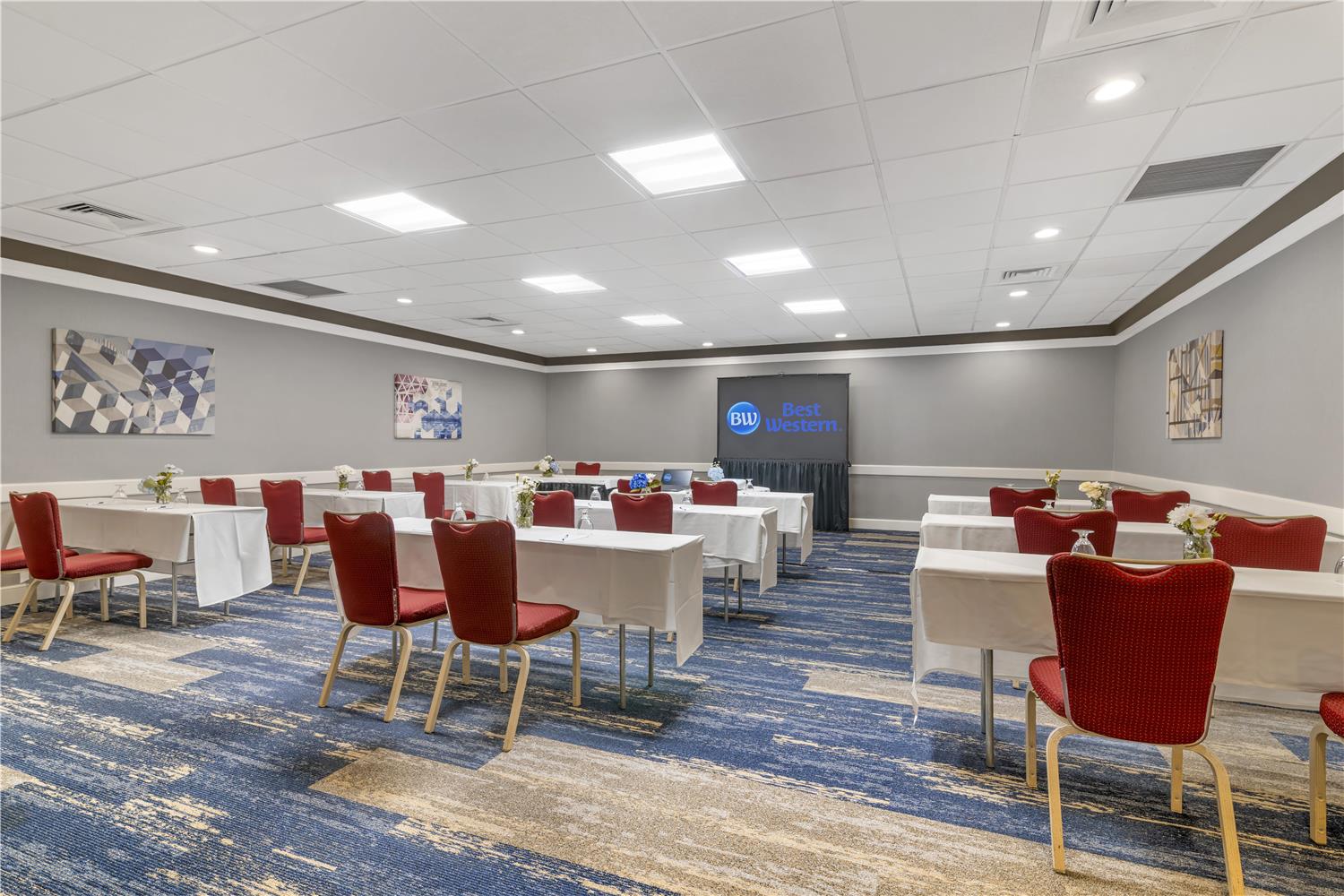 Best Western Royal Plaza Hotel & Trade Center 6/6