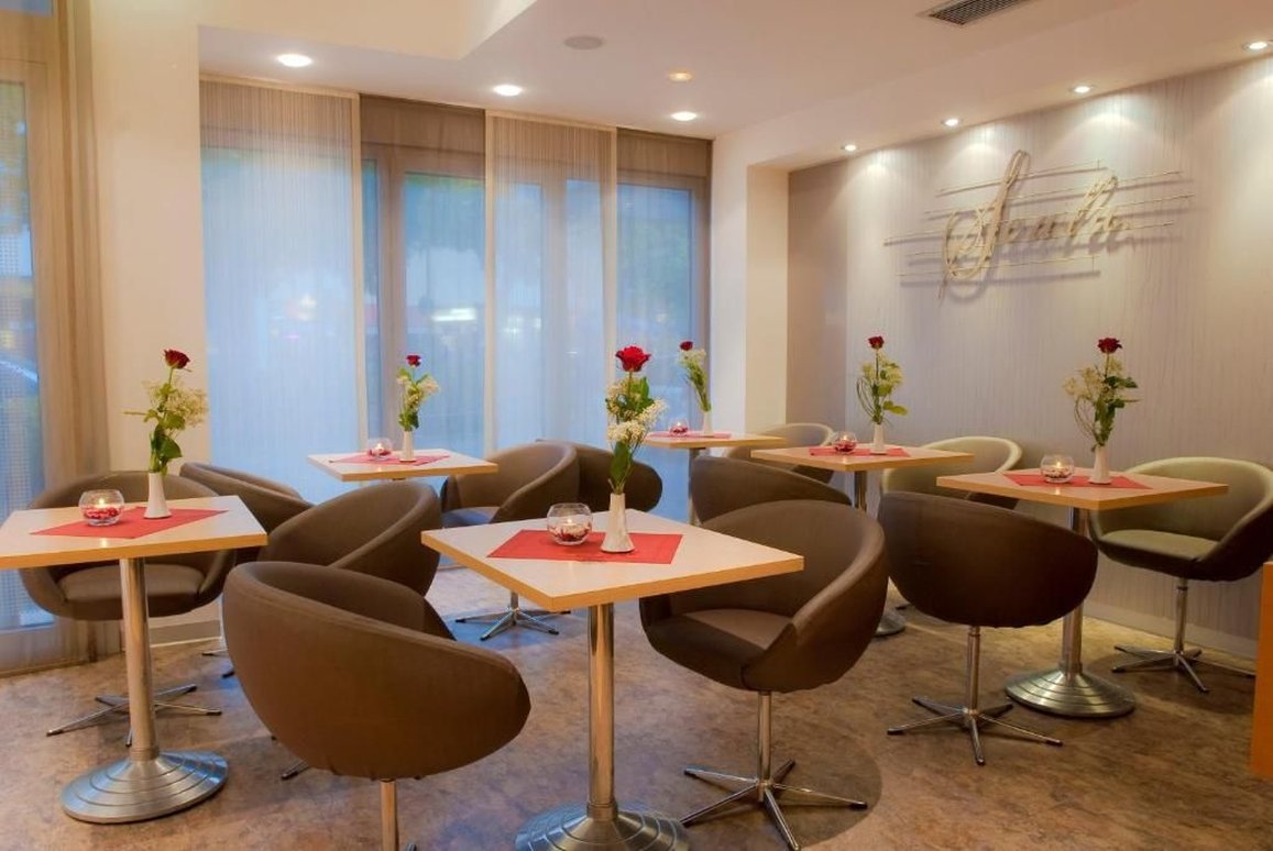 Hotel Scala 43/55