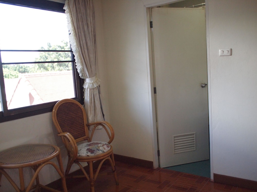 RoongRuang Hotel 21/27
