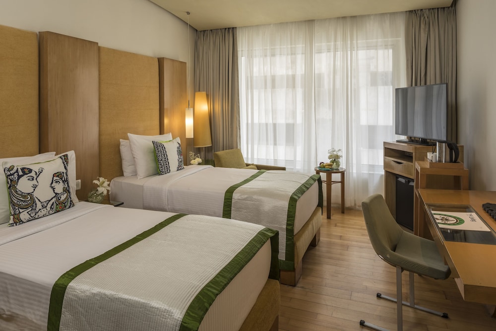 DELUXE, TWIN BEDS