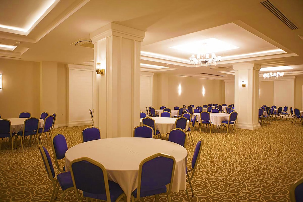 Diamond Elite Hotel and Spa - Adults Only 16 Plus 45/50