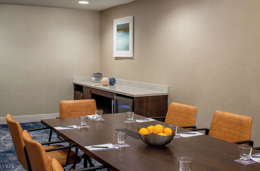 Hyatt Regency Greenwich 59/62