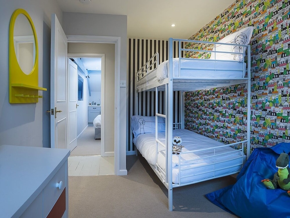 Wild Garlic Restaurant Rooms 10/37