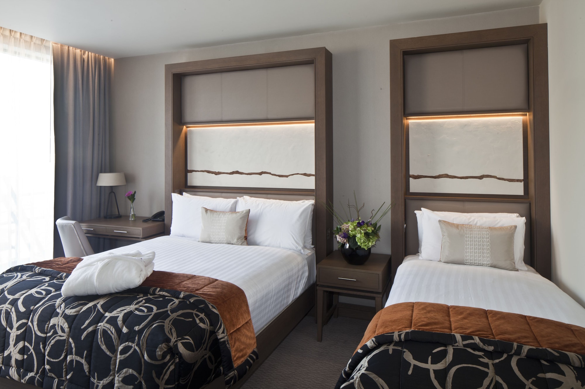 DELUXE, SINGLE, DOUBLE BED