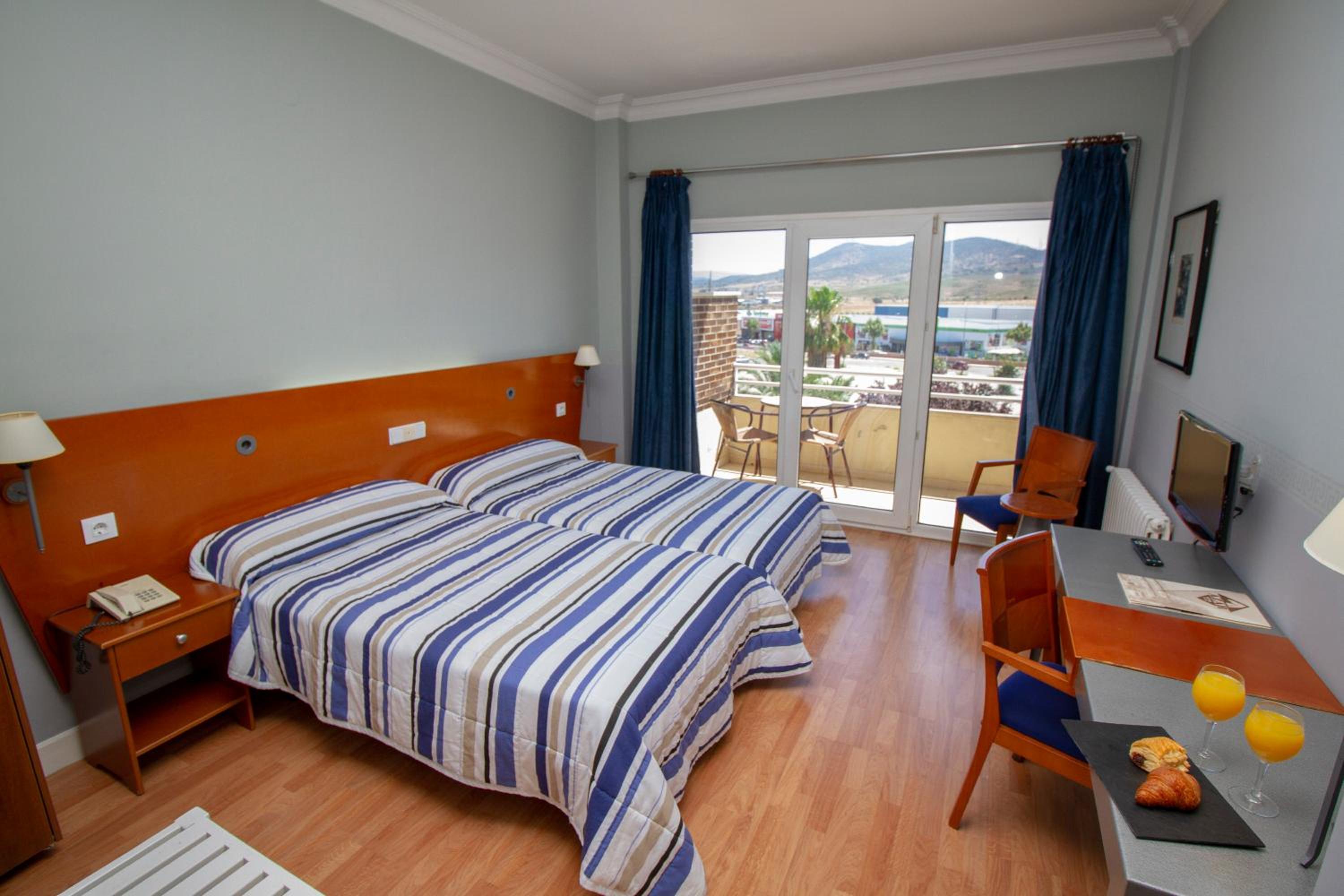 Hotel Azar 21/59
