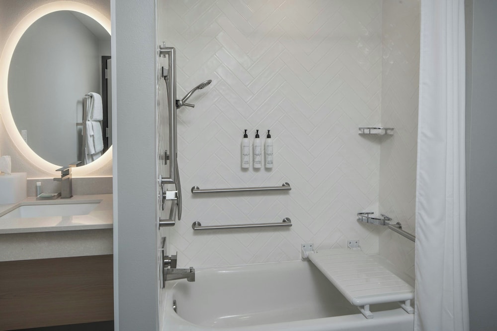 Towneplace Suites Pensacola West I-10 24/27