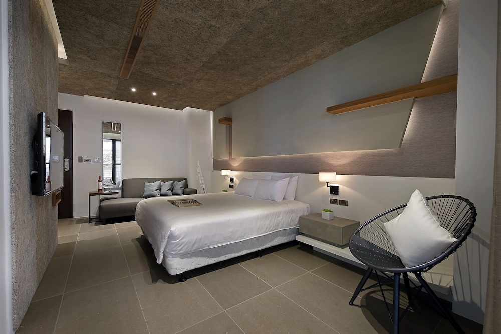 Laurel Villa 20/48
