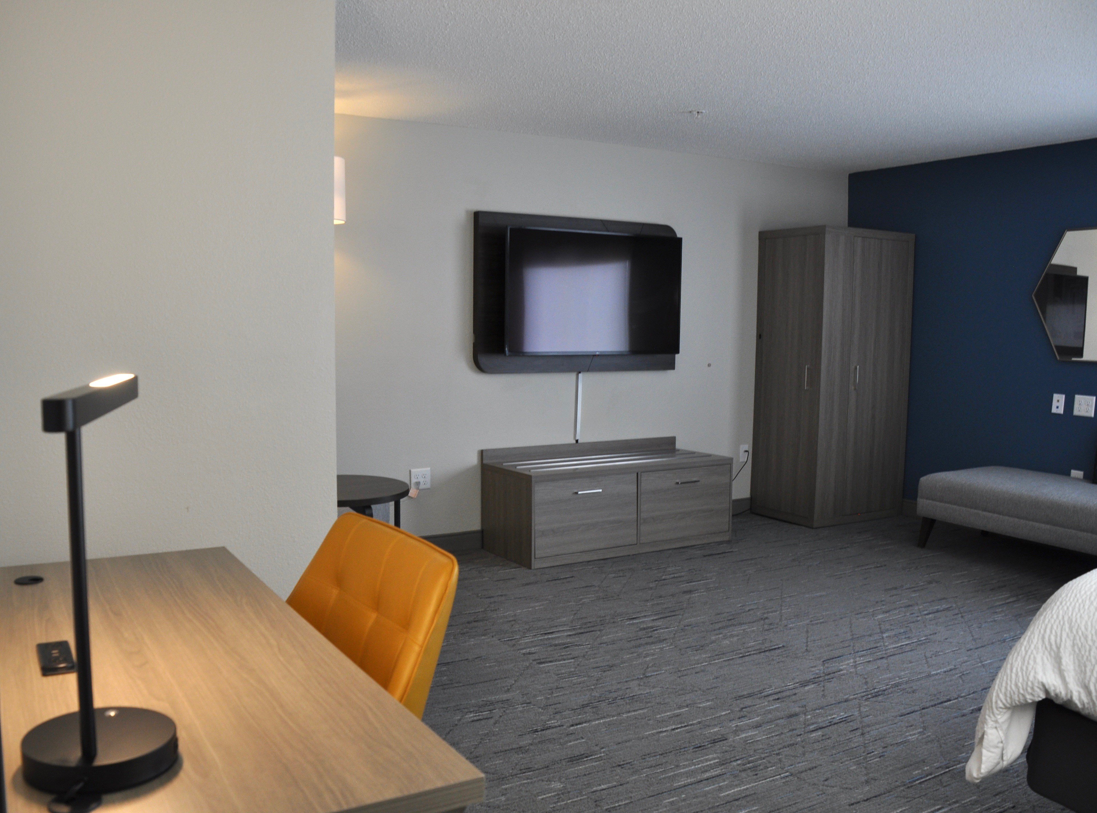 Holiday Inn Express St. Croix Valley 69/76