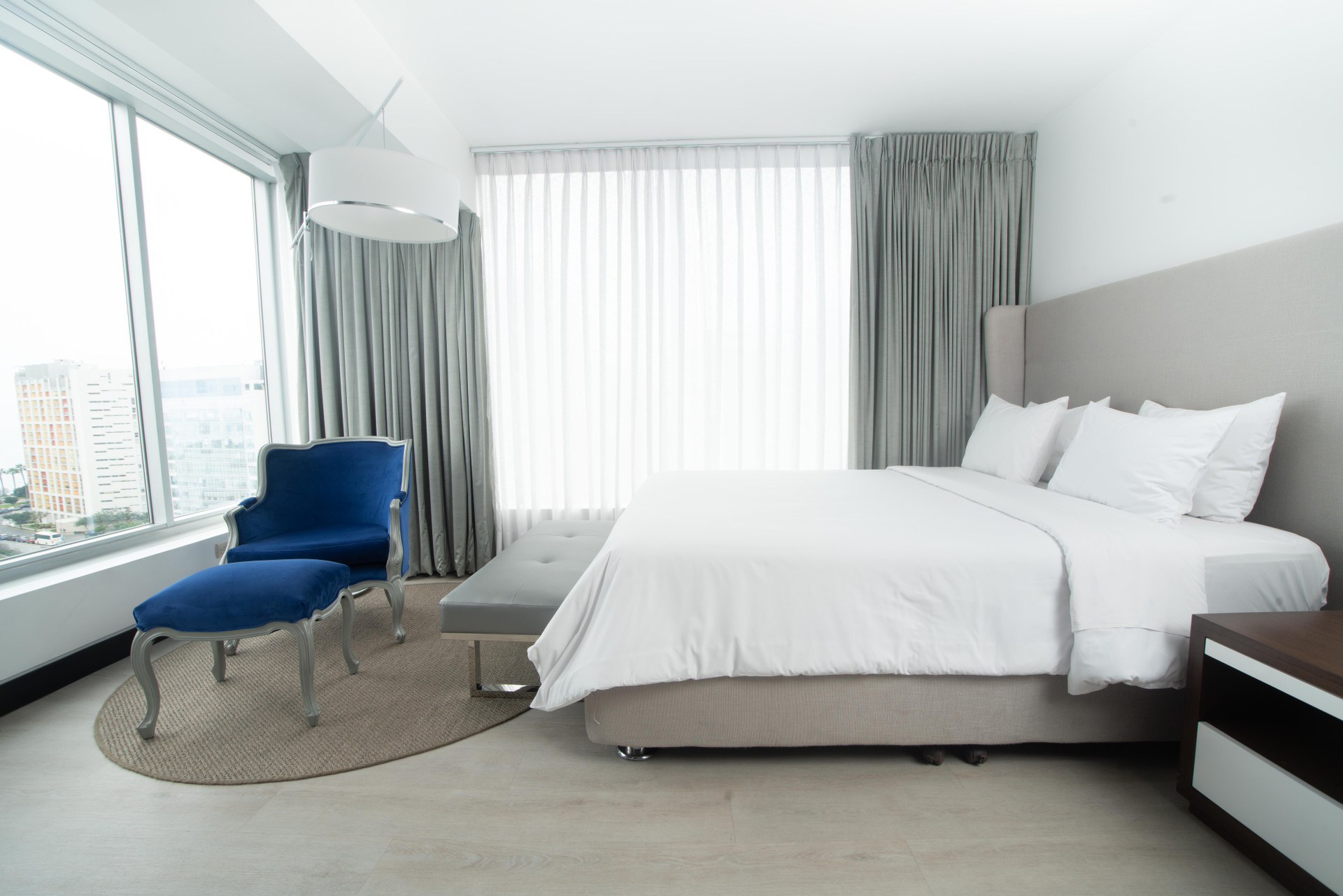 Superior, Street View، Radisson Hotel Decapolis Miraflores 2/6