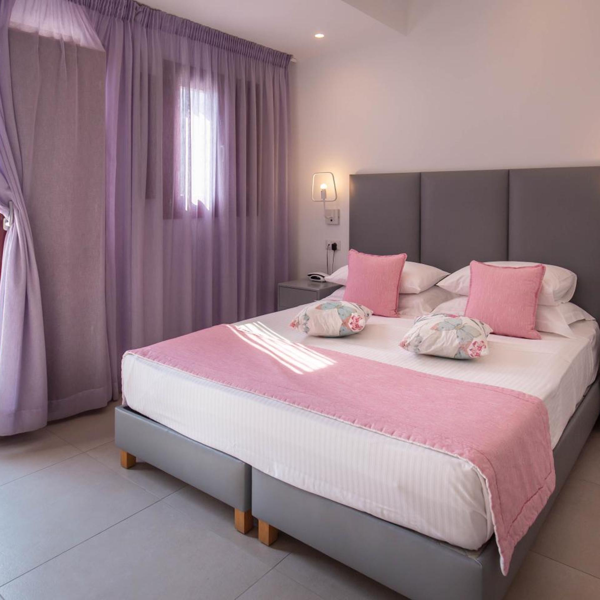 Superior, Double Bed, Pool or Sea View