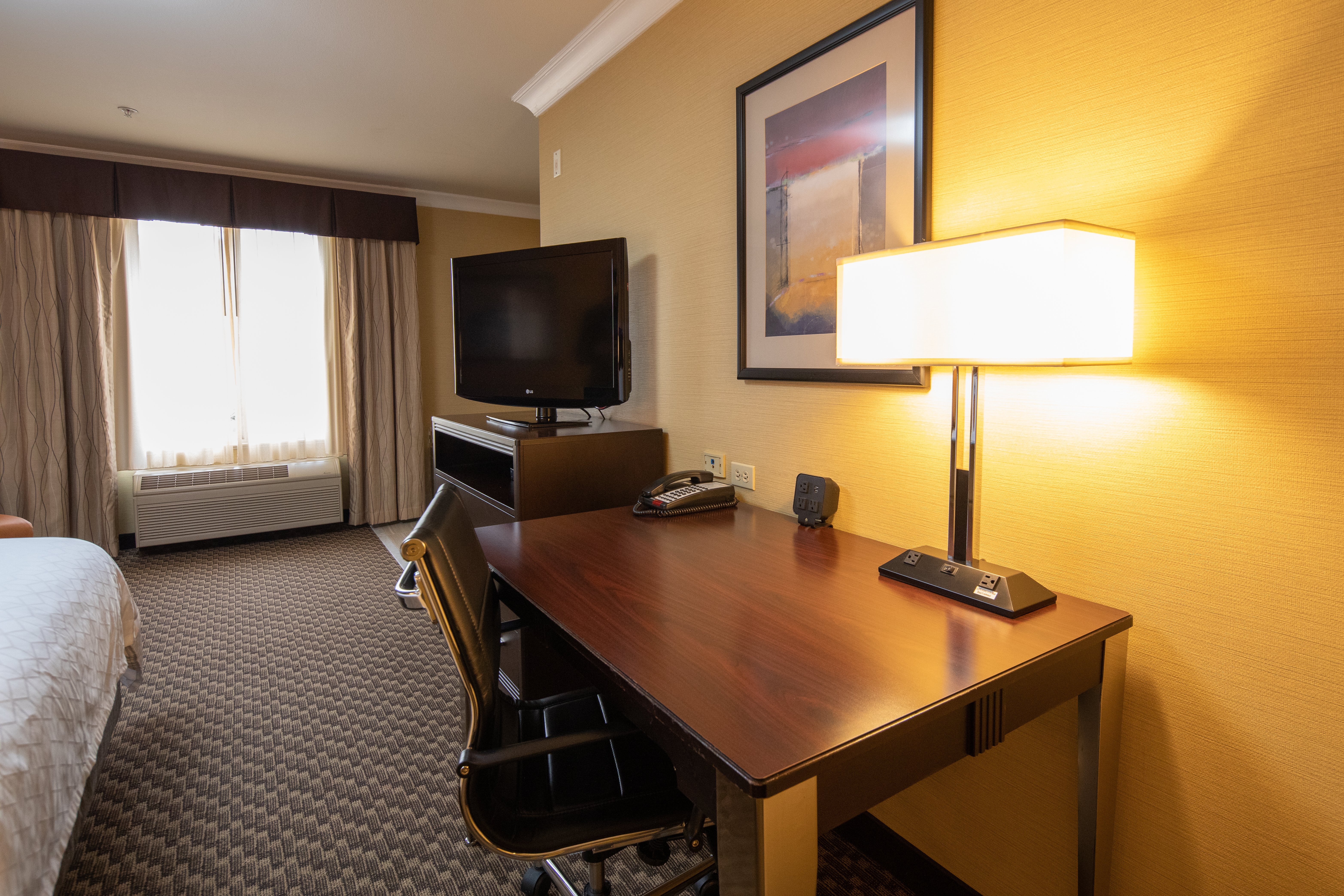 Holiday Inn Express Castro Valley 35/71