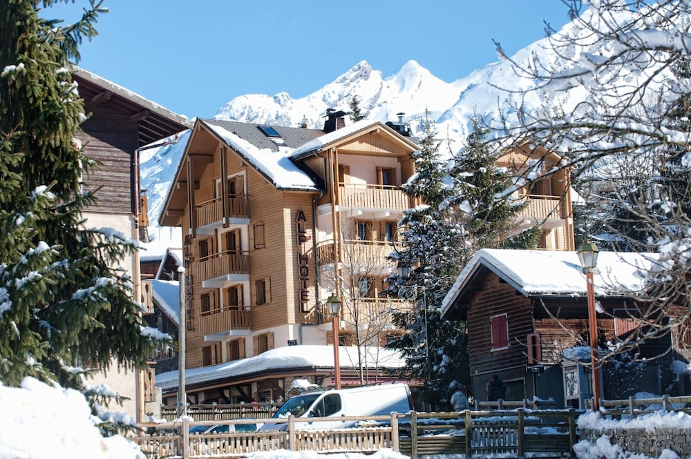ALP'HOTEL 7/42