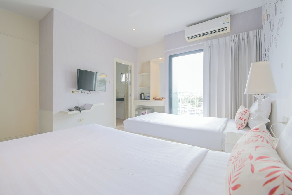 Sino Maison Hotel 20/50