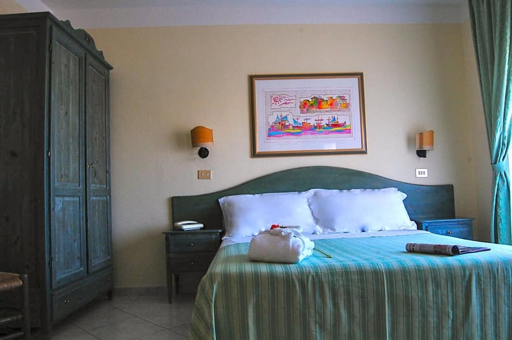 Hotel Maria Rosaria 34/62