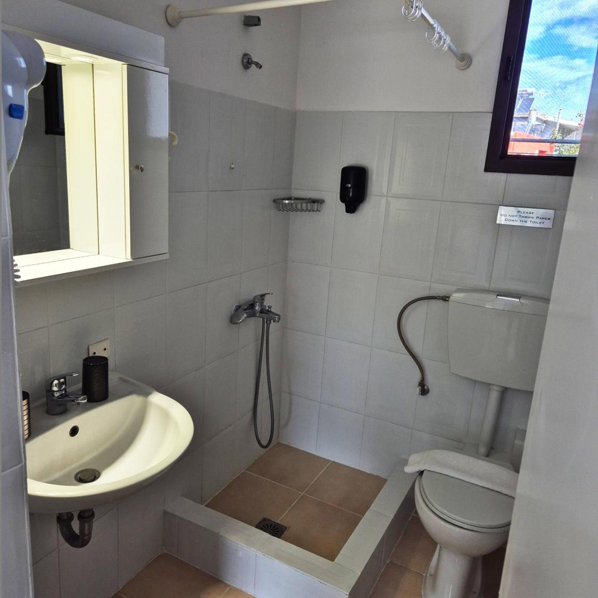Natalies Hotel and Apartments 50/54