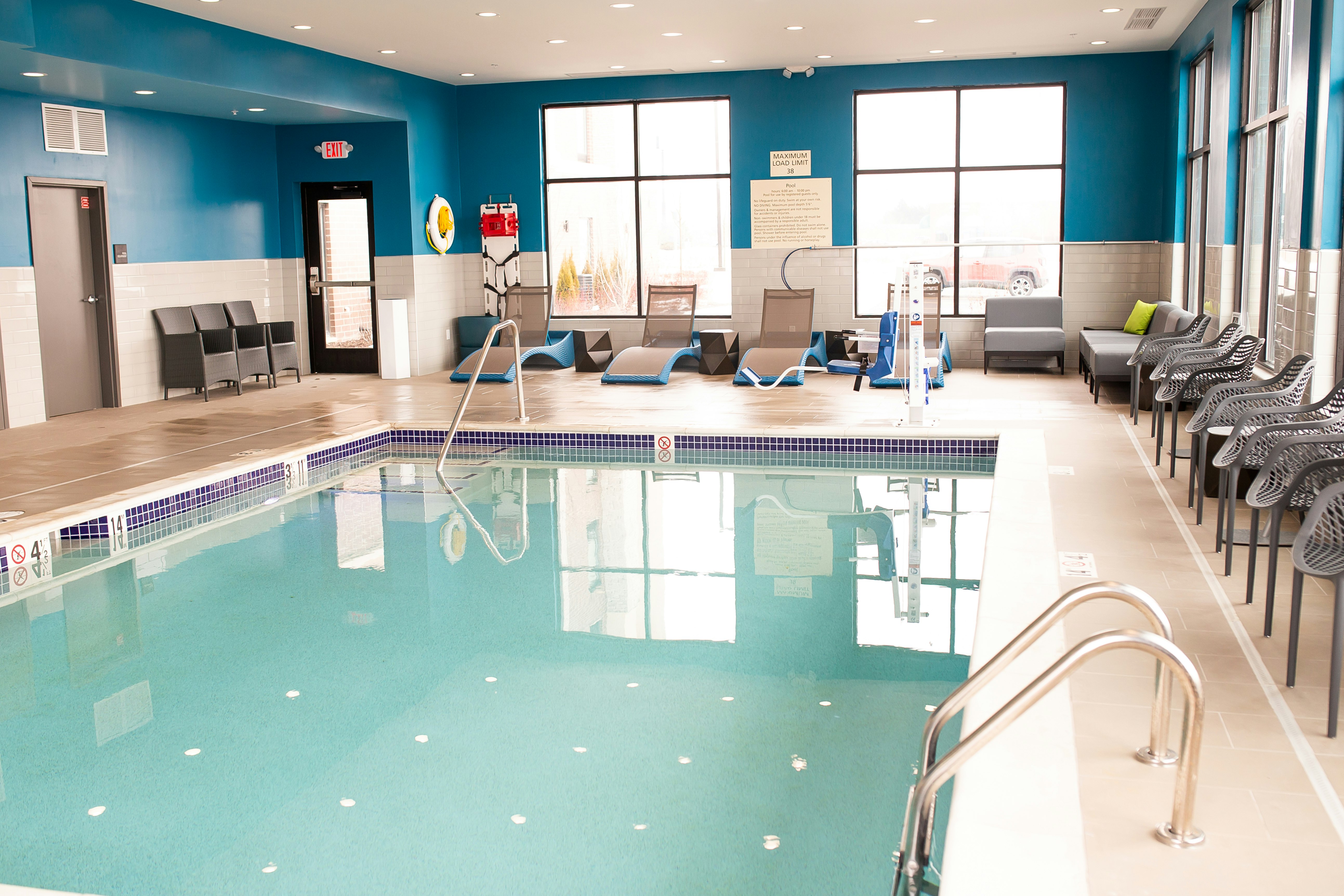 Hampton Inn and Suites Dundee 33/55