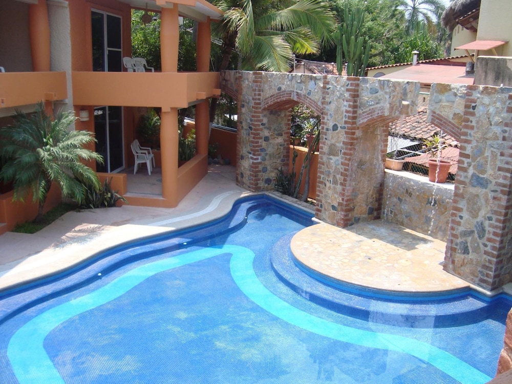 Villa Mexicana 10/67