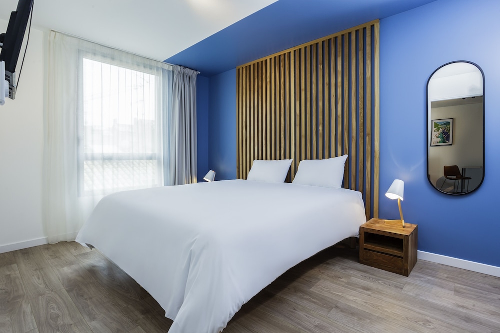 1 BEDROOM, APARTMENT