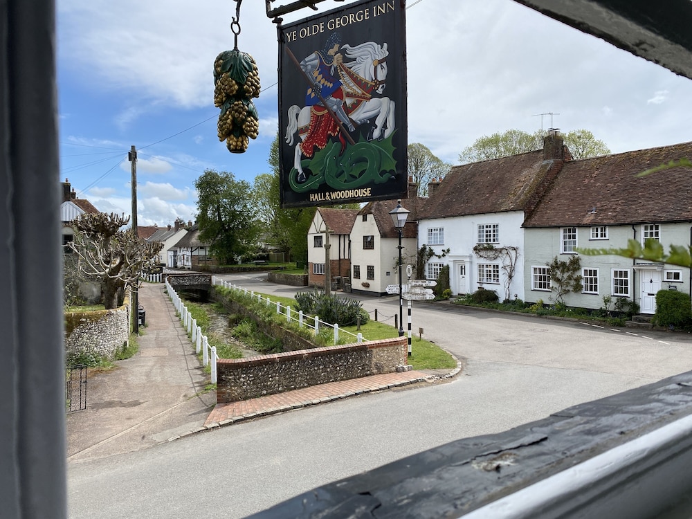 Ye Olde George Inn 37/50