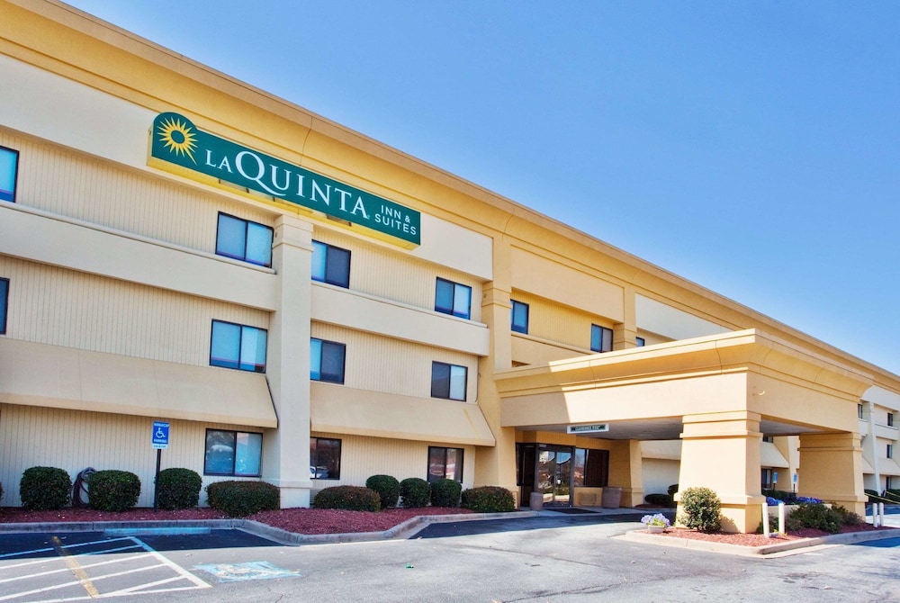 Travelodge by Wyndham Columbus State University 17/19