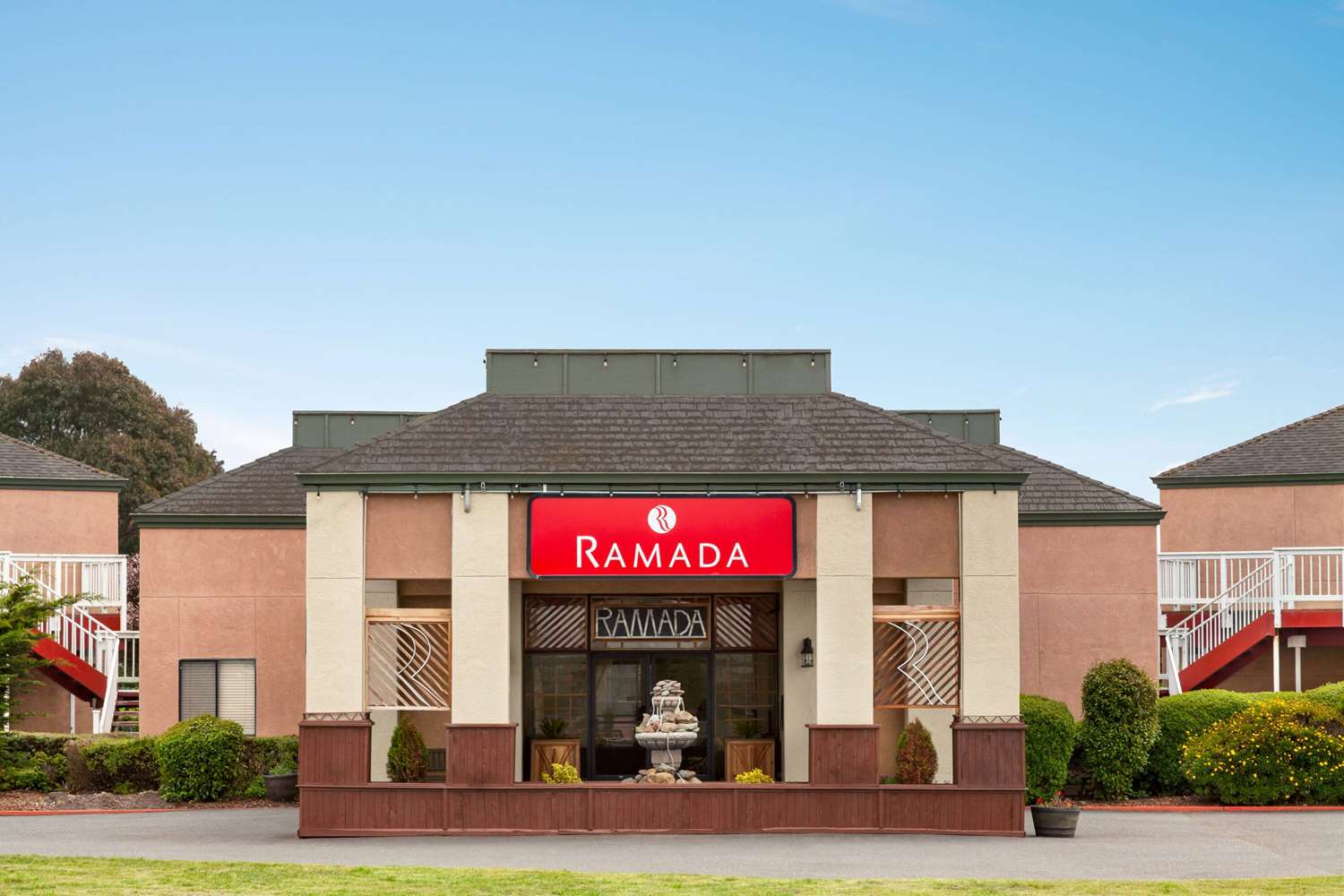 Ramada By Wyndham Arcata 4/43