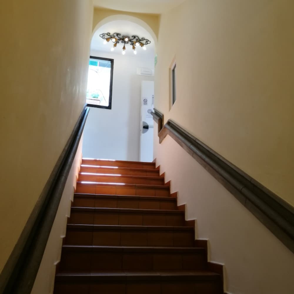 Aurum Uffizi (ex Hotel Fiorino Florence) 33/47