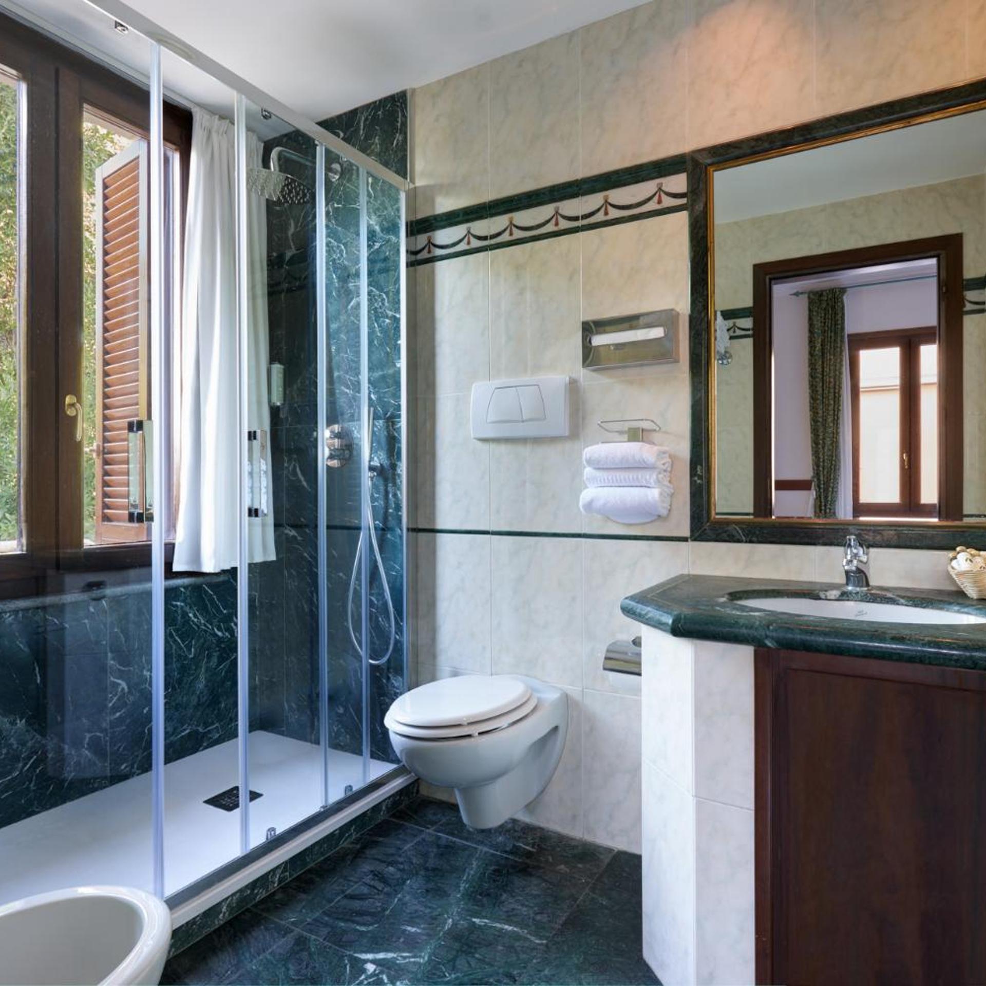 Room, Triple, Grand Hotel Del Gianicolo 5/8