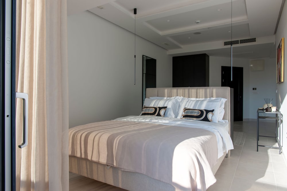 Soho Suites 12/54