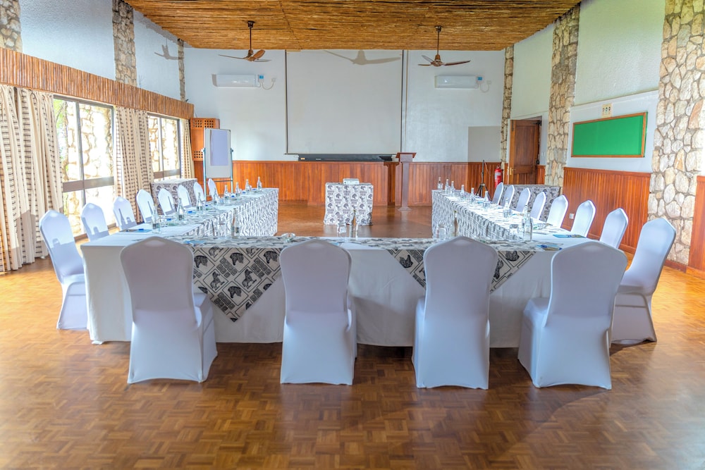 Taita Hills Safari Resort And Spa 42/63