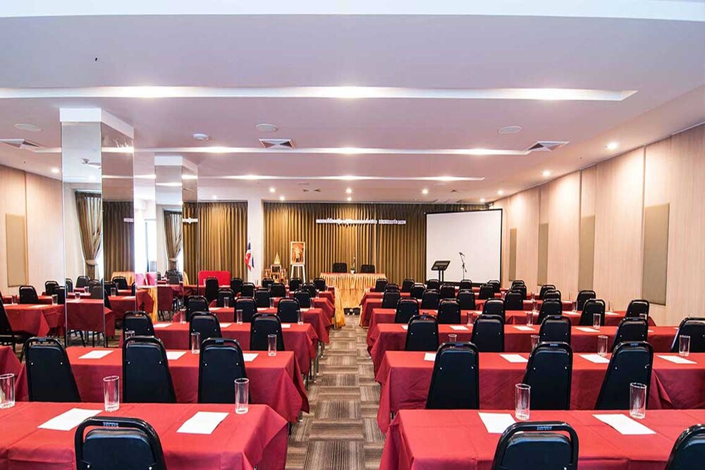Leosor Hotel 52/58
