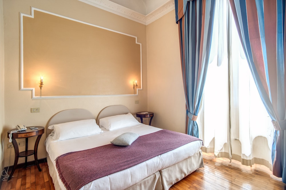 Hotel City Palazzo Dei Cardinali 25/80