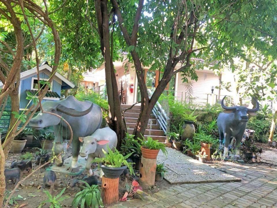 Damnoen Care Resort 40/50