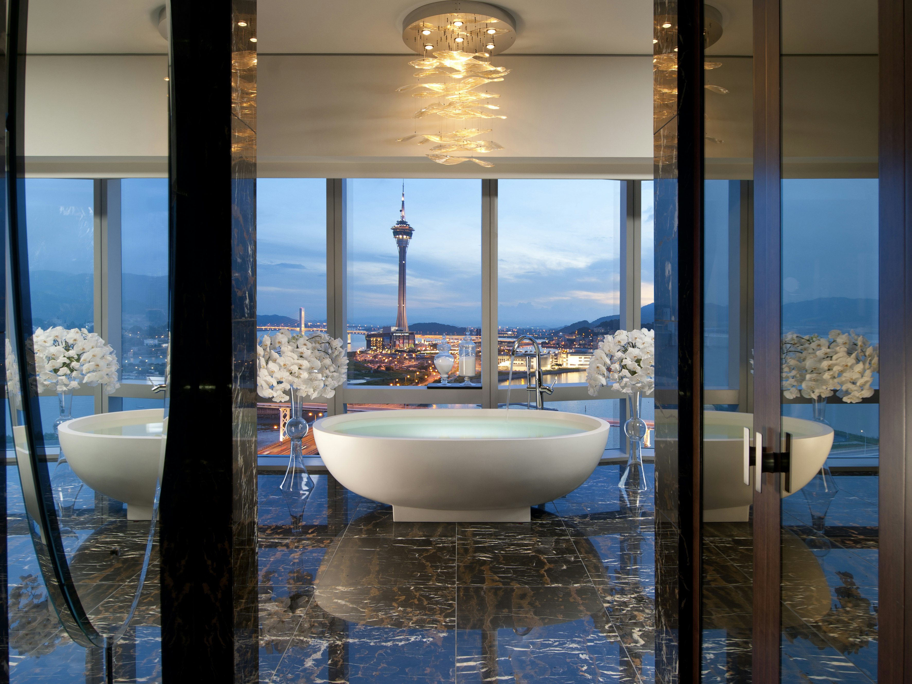 Mandarin Oriental Macau 23/50