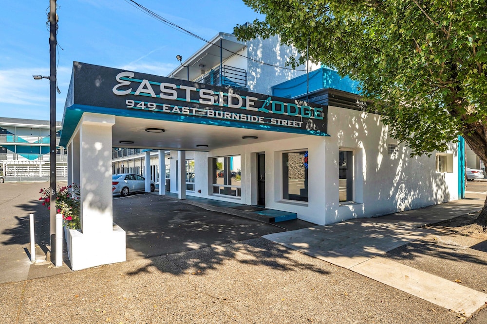 Eastside Lodge 56/60