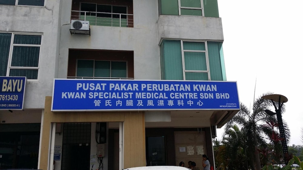 Smart Hotel 3/44