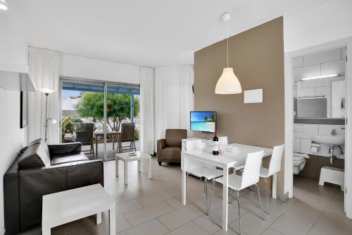 Apartamentos LIVVO Mar Azul 13/27