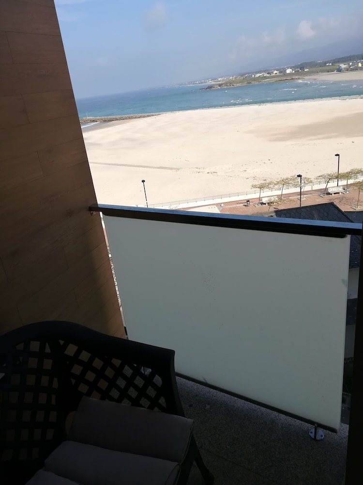 Isla Nova Hotel 53/56