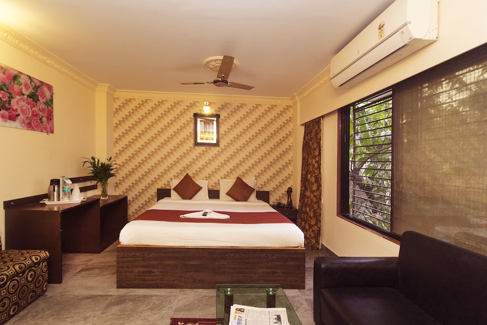 Jagjeet Balaji Inn 10/16