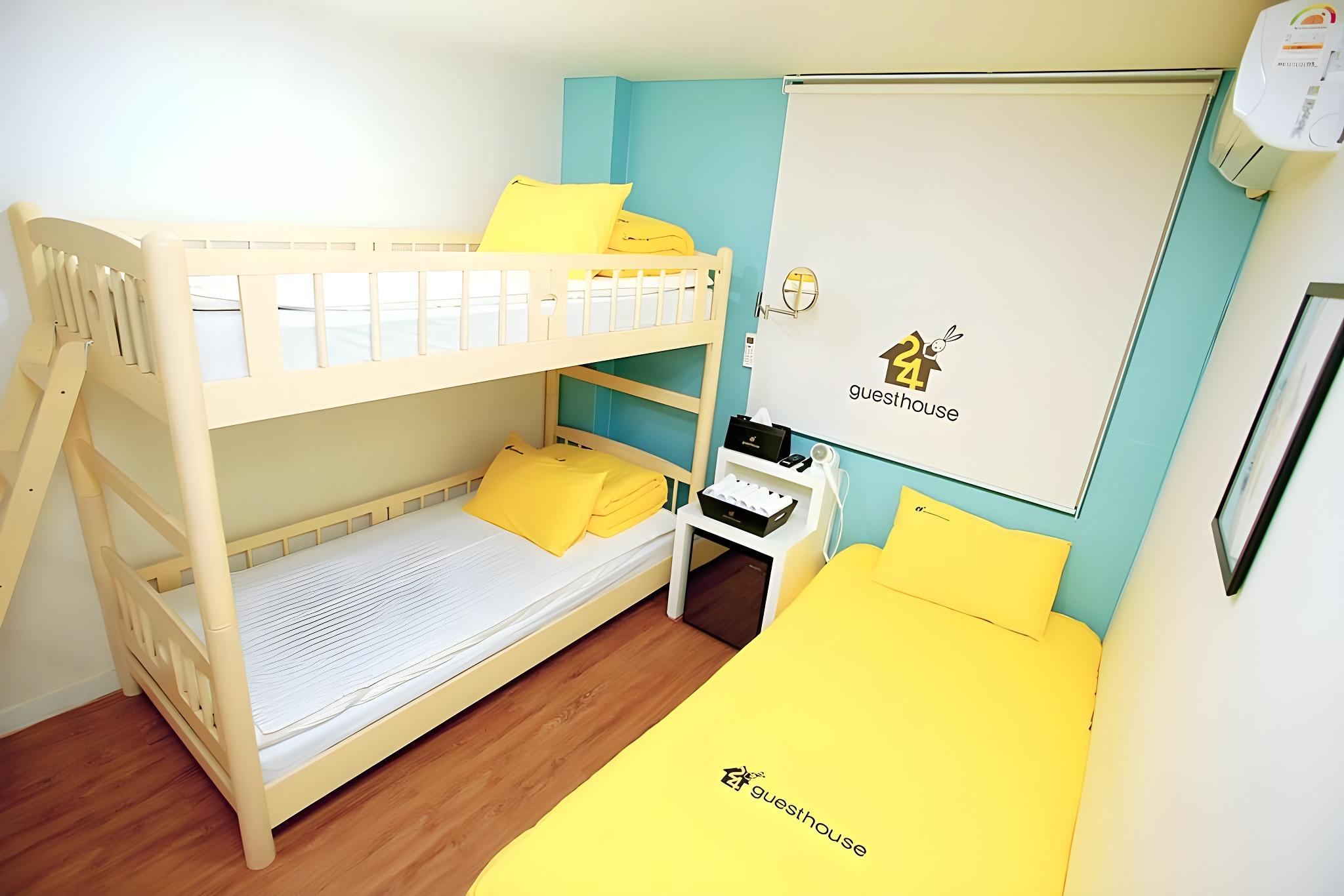 ROOM, TRIPLE