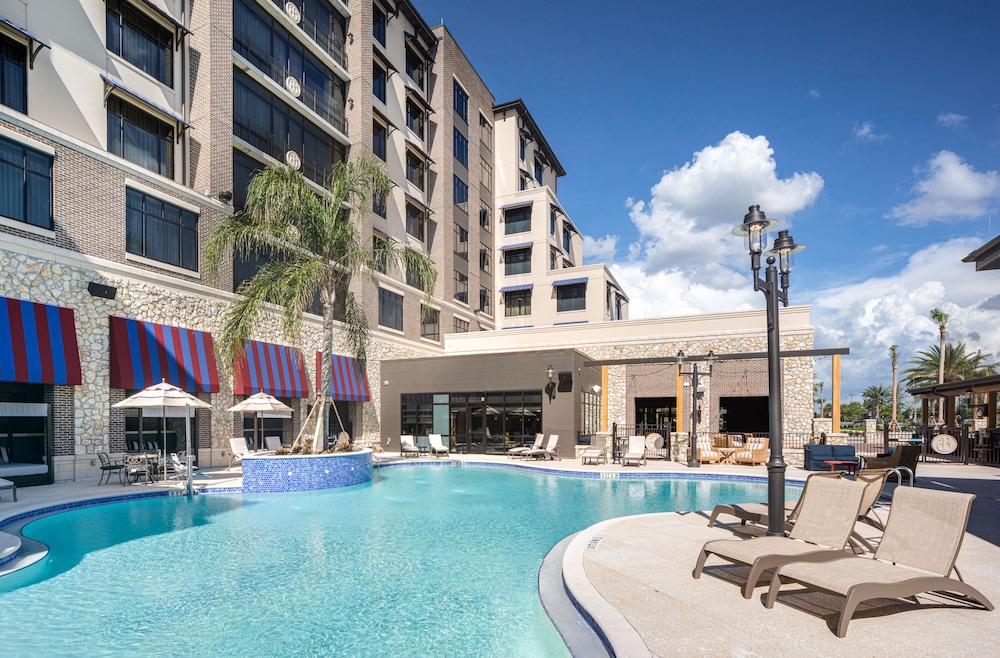 Brownwood Hotel & Spa 2/66