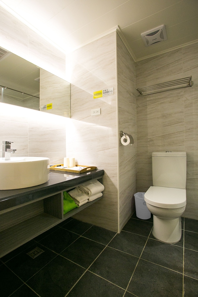 Huang Shin Business Hotel - Shan Ah Branch 39/41