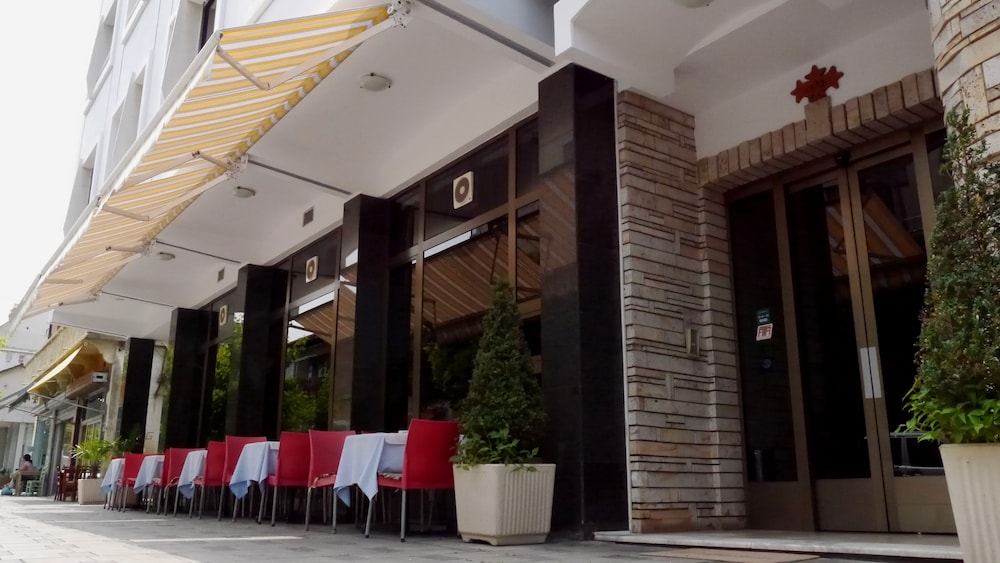 Kruja Hotel 5/65