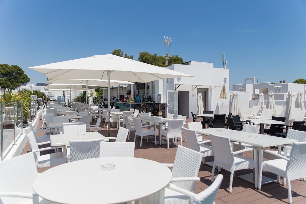 Hotel Club Es Talaial 52/68