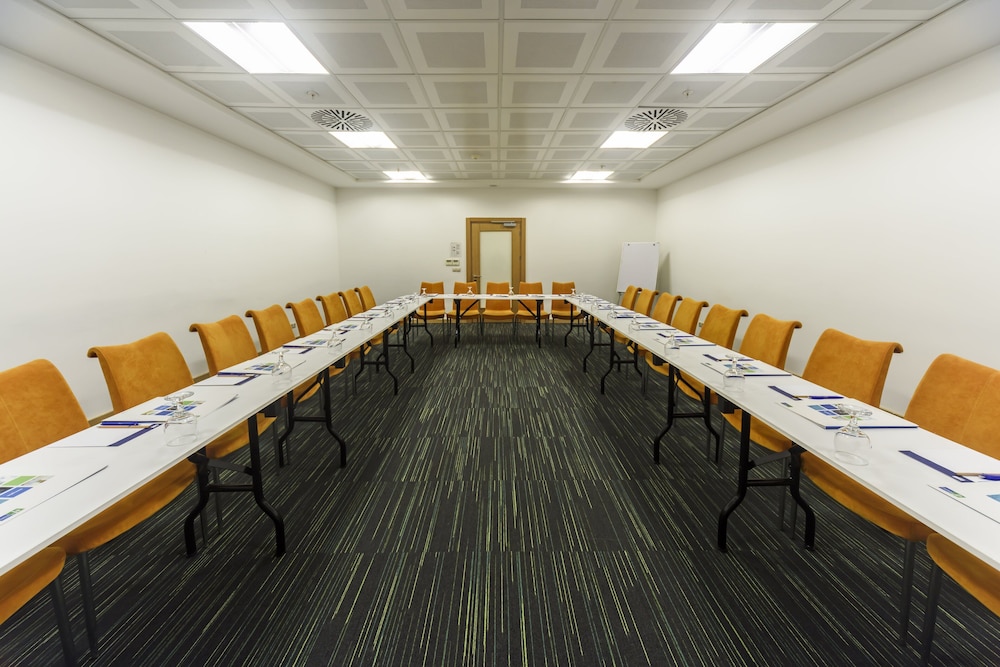 Holiday Inn Express Istanbul - Altunizade 30/42