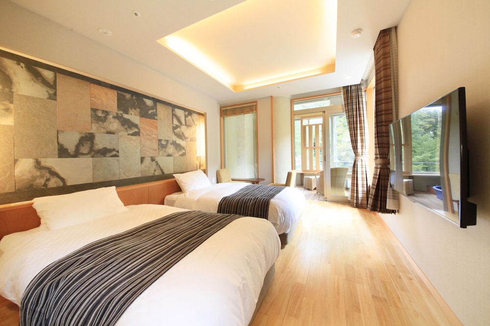 Hotel Okada 7/48