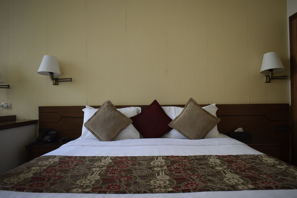 Orient Prince Hotel 13/55