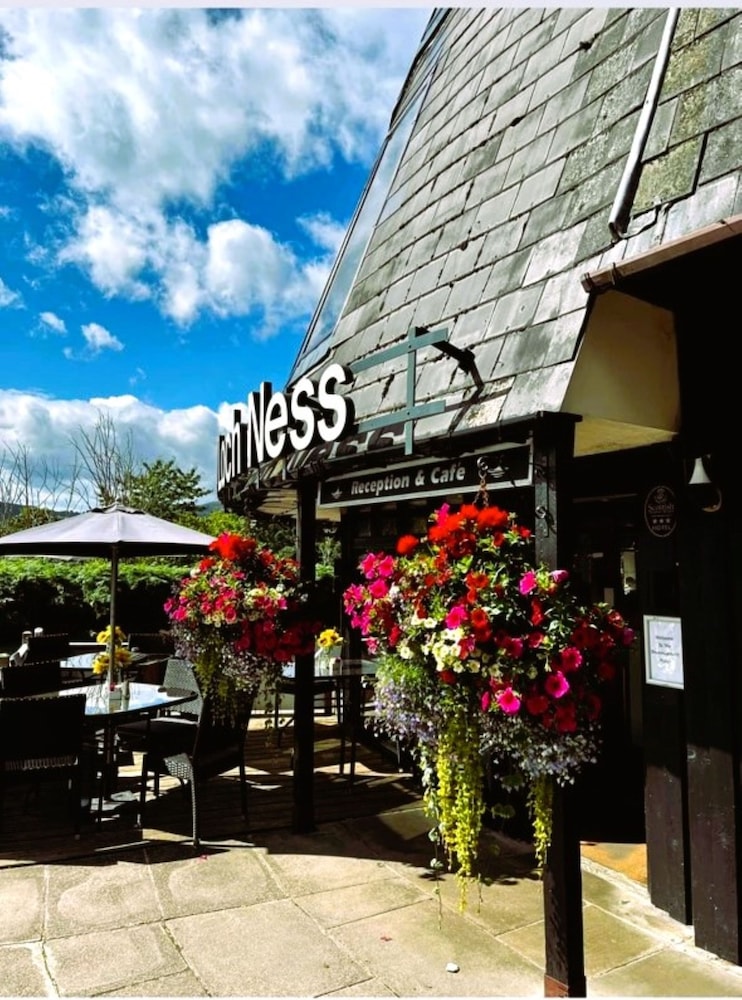 Oyo Loch Ness Drumnadrochit Hotel 36/50