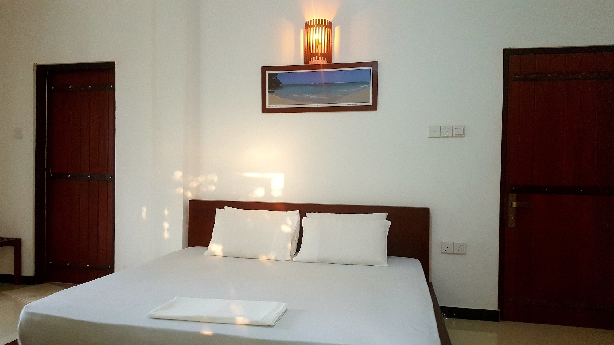 DELUXE, KING BED, BALCONY, GARDEN AREA