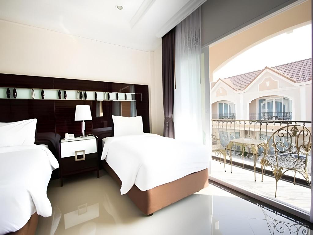 Lk Majestic Villa 18/40
