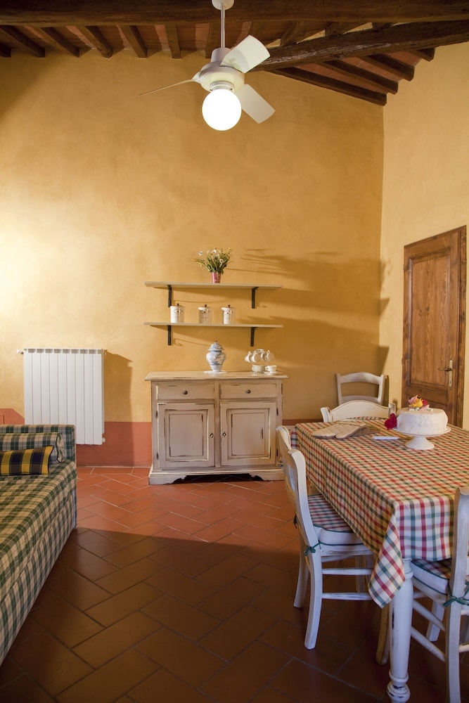 Agriturismo Fattoria Lavacchio 35/50